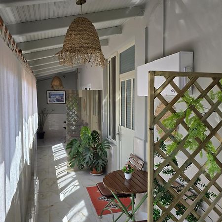 Jonian Boutique Hotel Saranda Extérieur photo