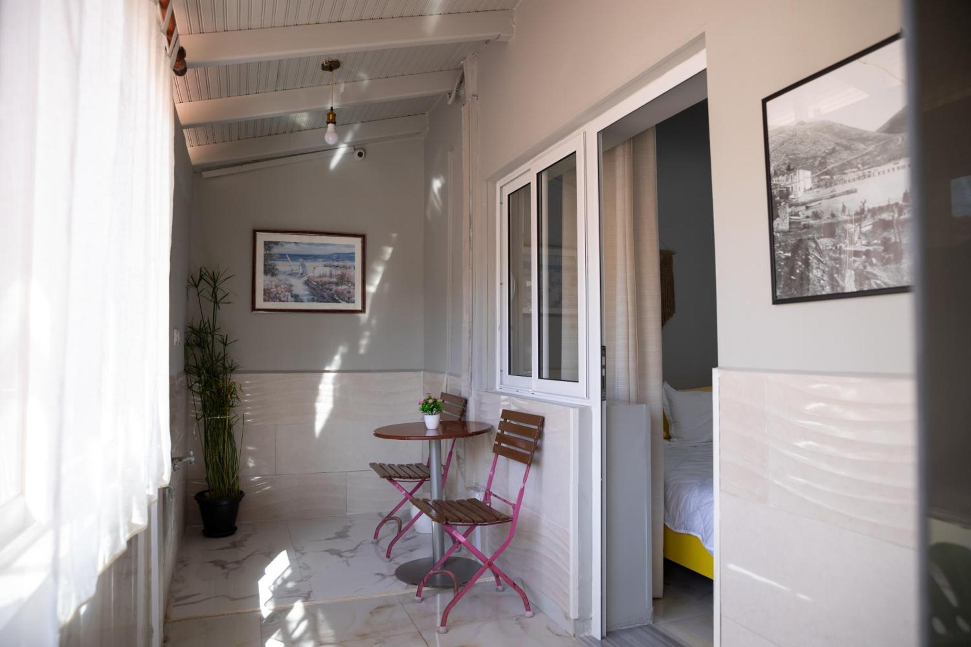 Jonian Boutique Hotel Saranda Extérieur photo