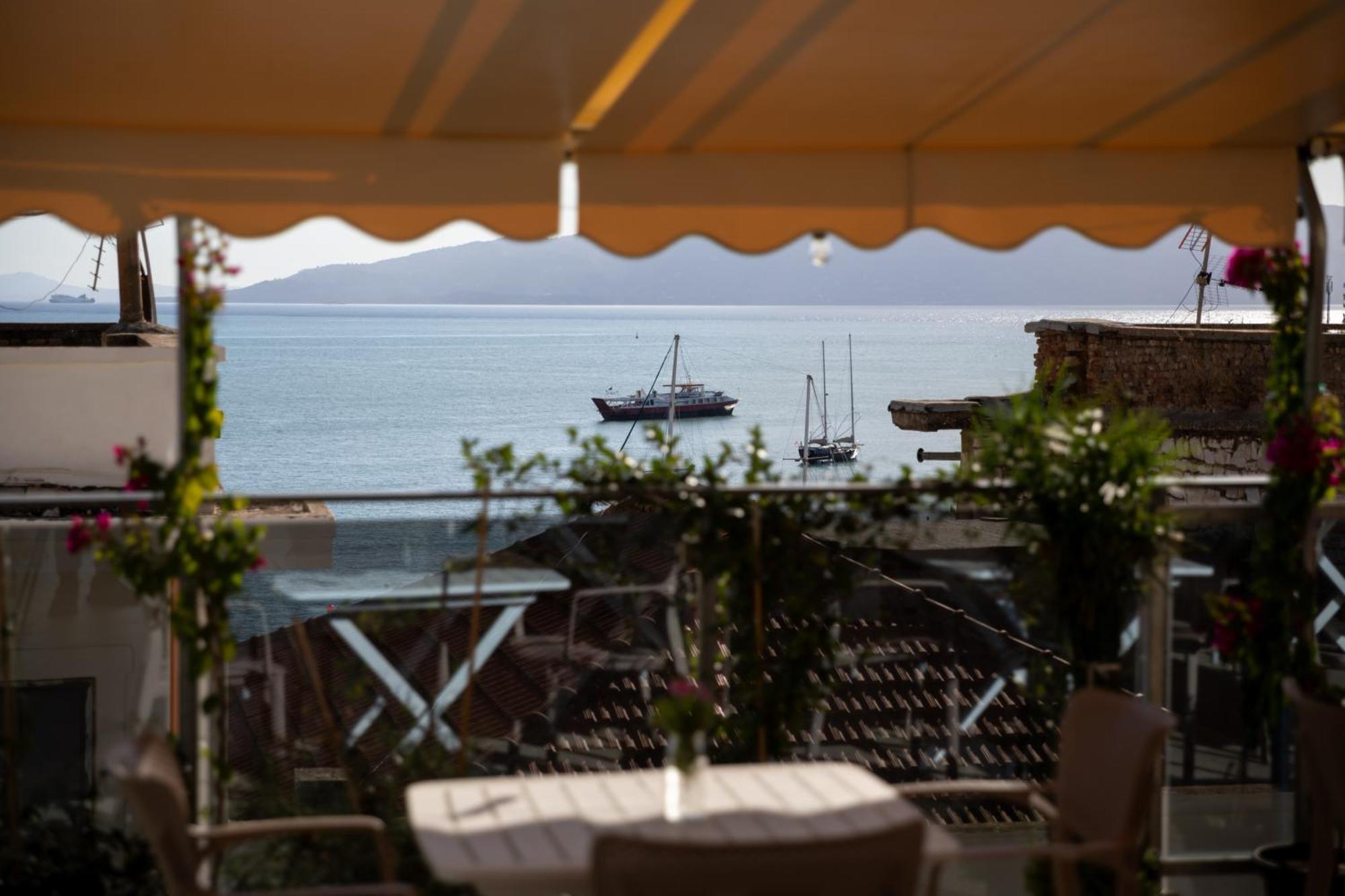 Jonian Boutique Hotel Saranda Extérieur photo